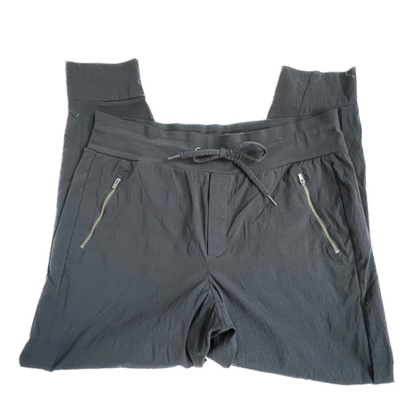 Athleta Pants Trekkie North Jogger Size 14 Faux Zip fly Pockets Black Nylon Span - Picture 9 of 9